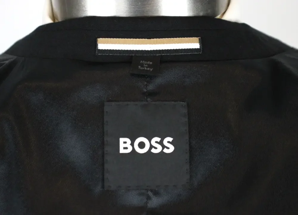Hugo Boss Slim Fit Huge Sport Coat 40 R Mens Black Solid Wool Two Button Blazer